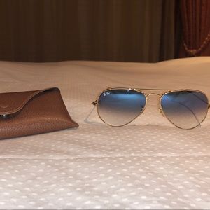 SOLD‼️‼️Ray-Ban sunglasses Aviator Gradient 55mm